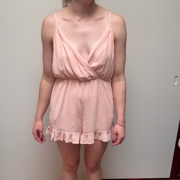 Alythea Peach Romper - Picture 1 of 7
